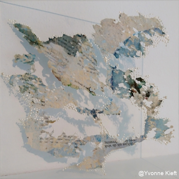 Dynamic Organics; into my tree, papier perspex 20x20cm. Y. Kieft 2017